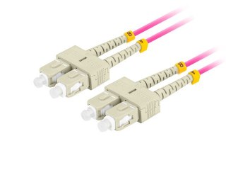 PATCHCORD ŚWIATŁOWODOWY MM SC/UPC-SC/UPC DUPLEX 3.0MM OM4 50/125 LSZH 1M FIOLETOWY LANBERG