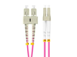 PATCHCORD ŚWIATŁOWODOWY MM LC/UPC-SC/UPC DUPLEX 3.0MM OM4 50/125 LSZH 1M FIOLETOWY LANBERG