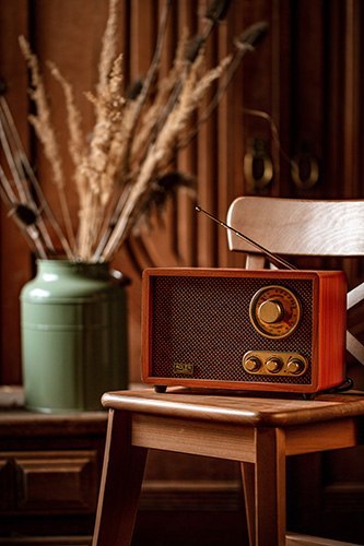 Adler Retro Radio z Bluetooth