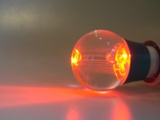 Żarówka LED Gais E27 3W RGB z pilotem fioletowa