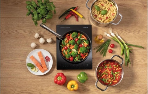 Płyta indukcyjna Gorenje 741962 czarna kompaktowa funkcjonalna