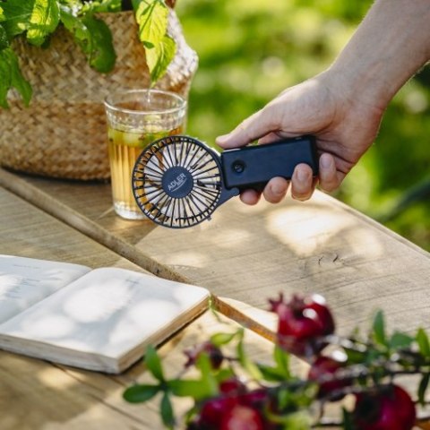 Adler Wentylator przenośny | Składana rączka | Na baterie AA