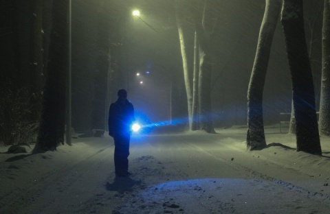 Latarka LED CREE 5W USB zoom power bank Trizand T6 L18368