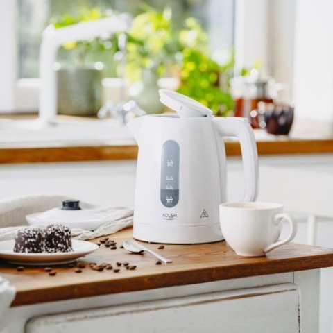 Adler Czajnik elektryczny 1,0 L | STRIX | Obrotowa podstawa |