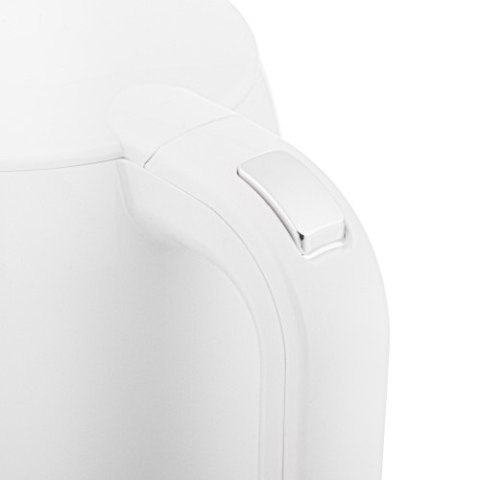 Adler Czajnik elektryczny 2,2 L - biały