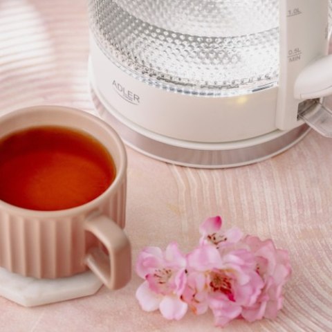 Adler Czajnik elektryczny szklany | Pojemność 1,8 L | Podświetlenie LED