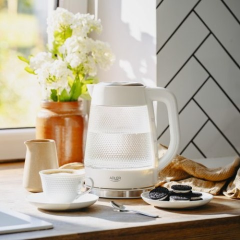 Adler Czajnik elektryczny szklany | Pojemność 1,8 L | Podświetlenie LED