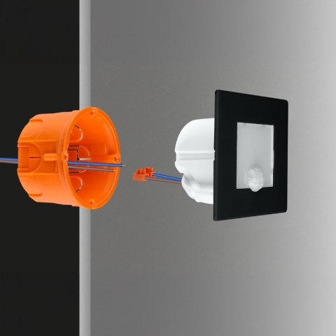 Oprawa LED schodowa z czujnikiem ruchu, kwadratowa, czarny mat DPM