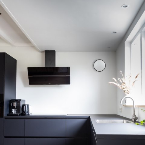 Plafon natynkowy, IP44, 18 W, 4000 K, okrągły, czarny DPM