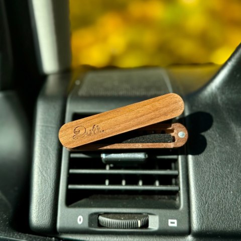 Zapach do samochodu DUFT Spinney - drewniany dyfuzor na kratkę +2 wkłady