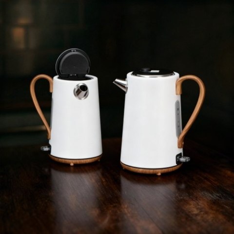 Adler Czajnik elektryczny 1,7 L | STRIX | Automatyczne wyłączanie