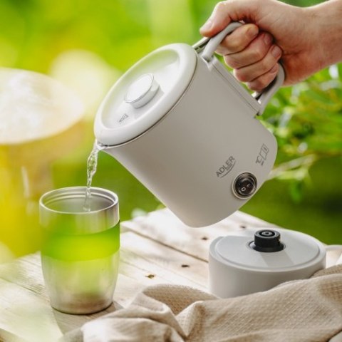 Adler Czajnik elektryczny 0,8L - turystyczny