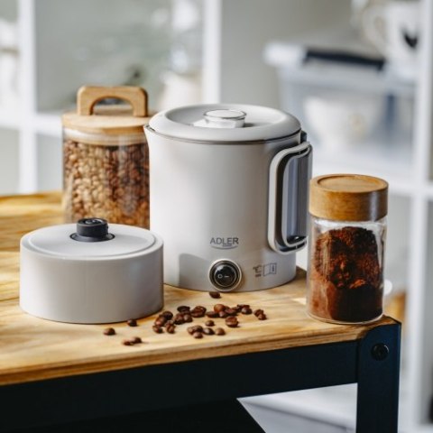 Adler Czajnik elektryczny 0,8L - turystyczny