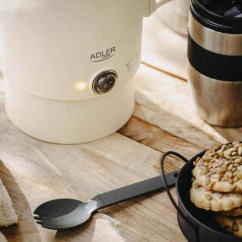 Adler Czajnik elektryczny 0,8L - turystyczny