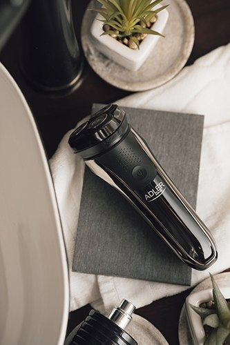 Adler Golarka elektryczna 3 głowicowa z LCD