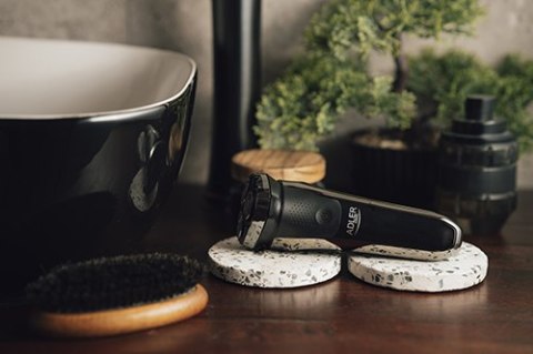 Adler Golarka elektryczna 3 głowicowa z LCD