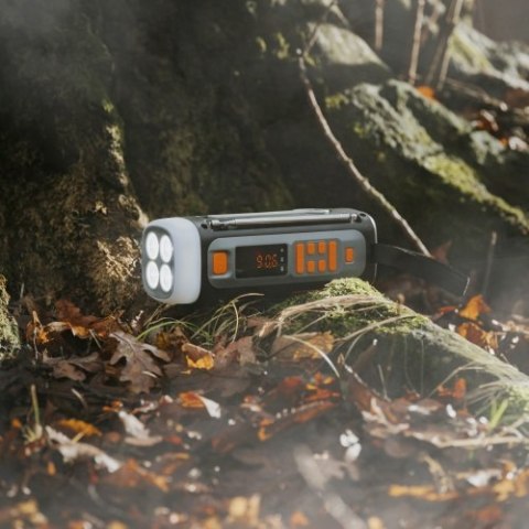 Adler Radio Awaryjne z Panelem Słonecznym, Korbką i Powerbankiem | Bluetooth 5.0 | Latarka LED 4W | 4500 mAh