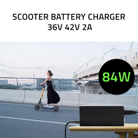 Qoltec Ładowarka do hulajnogi Xiaomi, roweru, skutera elektrycznego Ninebot 84W | 36V | 42V | 2A | 8.0*8.0+pin | +kabel zasilają