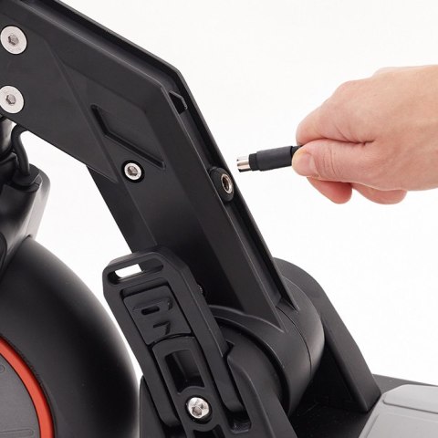 Qoltec Ładowarka do hulajnogi Xiaomi, roweru, skutera elektrycznego Ninebot 84W | 36V | 42V | 2A | 8.0*8.0+pin | +kabel zasilają