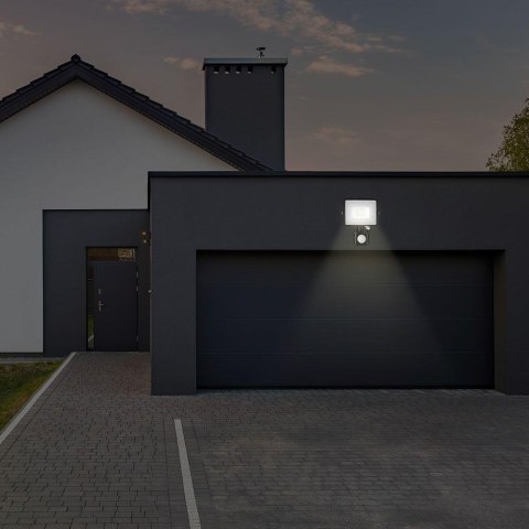 Naświetlacz LED V-TAC 50W SAMSUNG CHIP czarny VT-50-S-B 6400K 4000lm