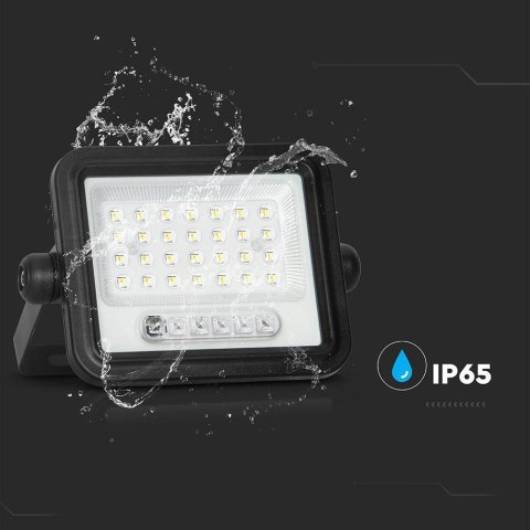 Naświetlacz LED solarny V-TAC 6W CCT pilot auto timer IP65 czarny VT-54W 700lm