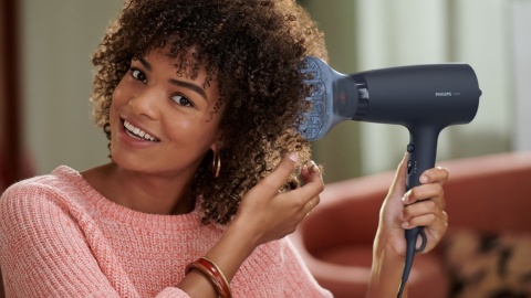 Suszarka do włosów Philips Seria 3000 BHD360/20