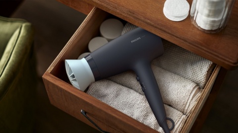 Suszarka do włosów Philips Seria 3000 BHD360/20