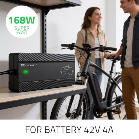 Qoltec Szybka Ładowarka do roweru skutera elektrycznego 36V | 42V | 4A |wtyczka Bosch + kabel zasilający