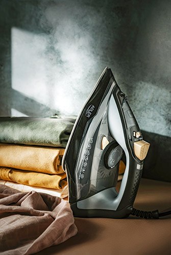 Adler Żelazko parowe 3000W