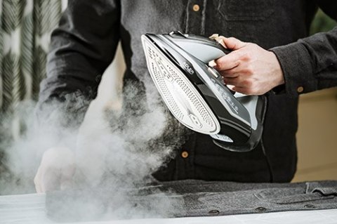 Adler Żelazko parowe 3000W