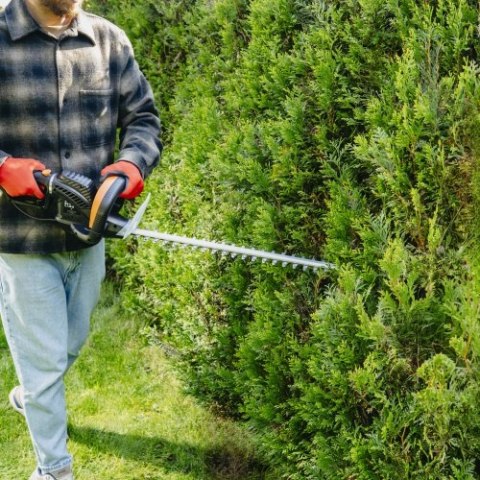 Adler Elektryczne nożyce do żywopłotu | Długość ostrza 61 cm | Ostrza wycinane laserowo | Zestaw z akcesoriami
