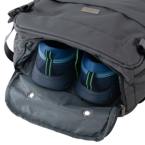 Camry Plecak Biznesowo-Sportowy On-Board Free Size 40x20x30 cm, 24L, 3 Komory, 11 Kieszeni, Laptop 17"